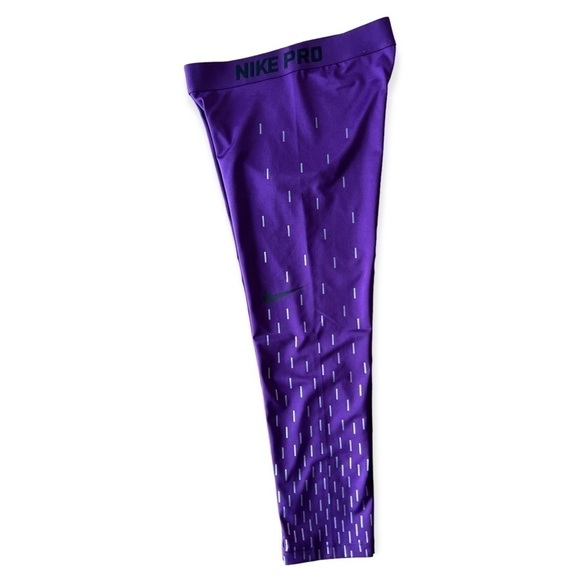 Nike Pro Women’s Royal Purple Capri 3/4 Length Leggings, Small - Picture 3 of 7